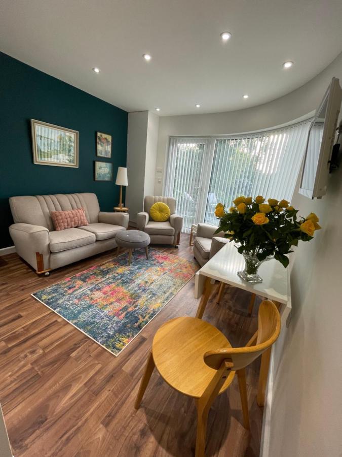 Bed and Breakfast Milvil Gosport Esterno foto